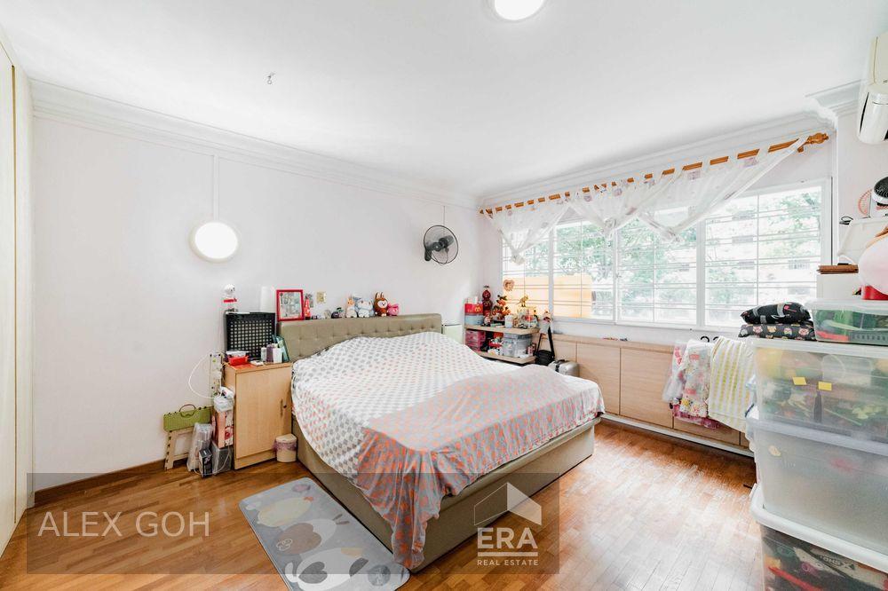HDB - 4 room for Sale: Toh Guan Road, Jurong East, D22, 603285