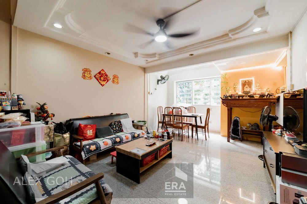 HDB - 4 room for Sale: Toh Guan Road, Jurong East, D22, 603285