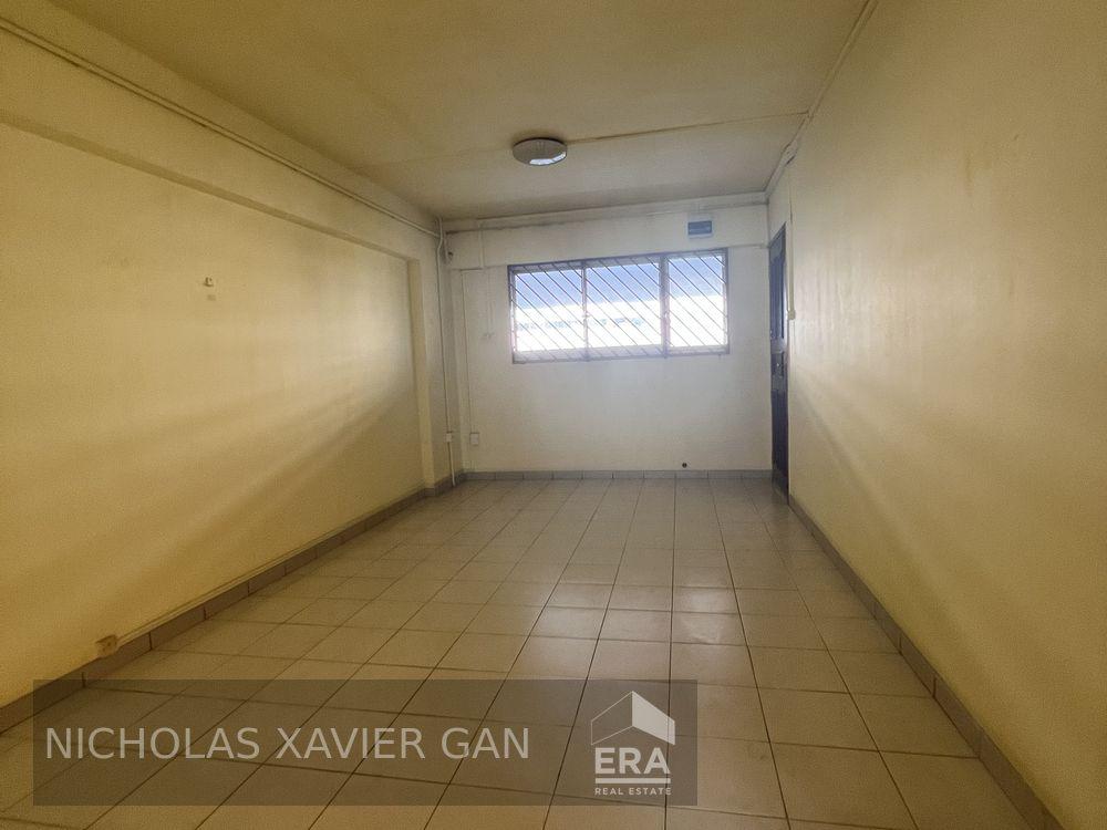 HDB - 2 room for Sale. 