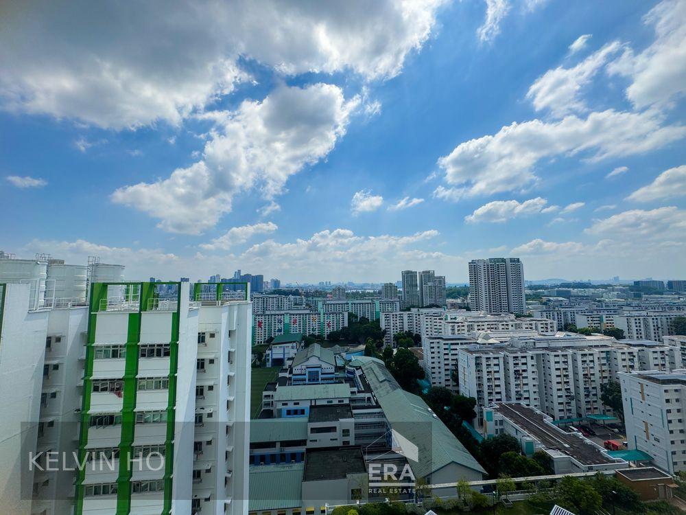 Prop-GPT: HDB - 1 room: D25 Woodlands 185b Woodlands Street 13