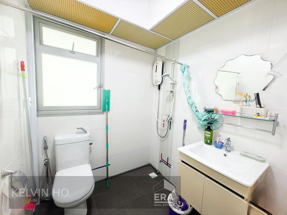 HDB - 1 room for Sale. 