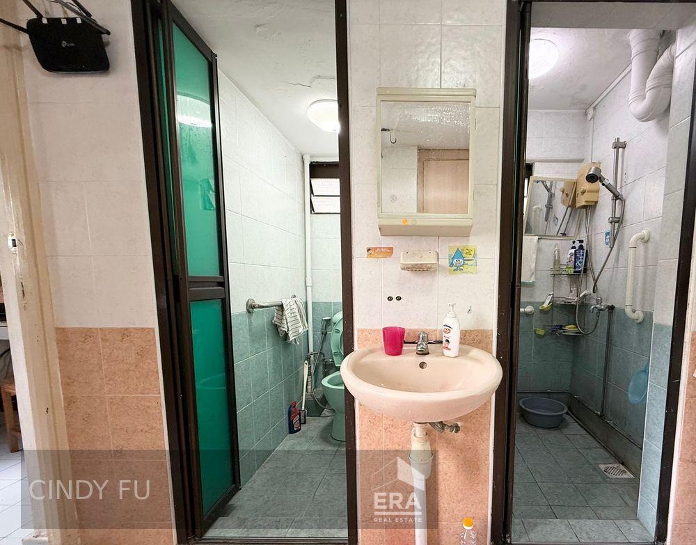 HDB - 2 room for Sale: Lorong 7 Toa Payoh, Toa Payoh, D12, 310012