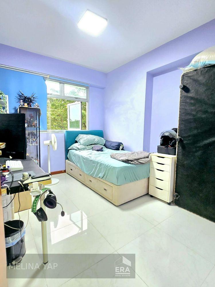 HDB - 3 room for Sale. 