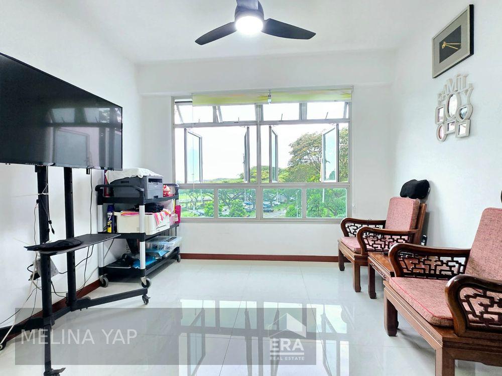 HDB - 3 room for Sale. 
