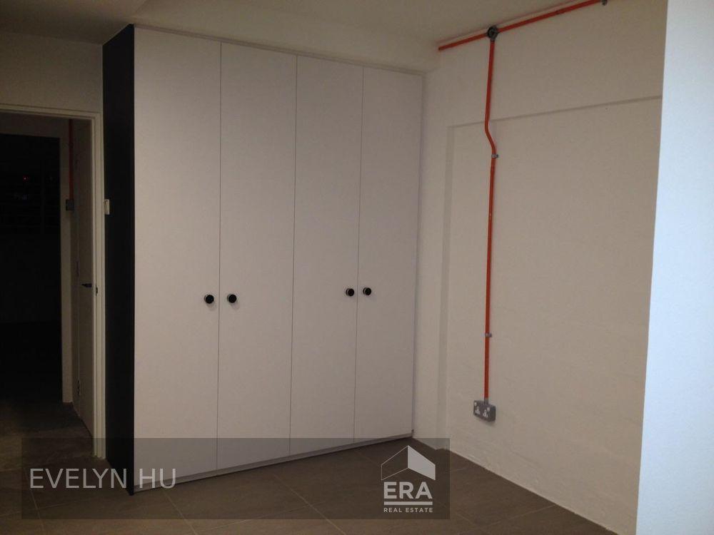 Prop-GPT: HDB - 2 room: D04 Telok Blangah 64 Telok Blangah Drive
