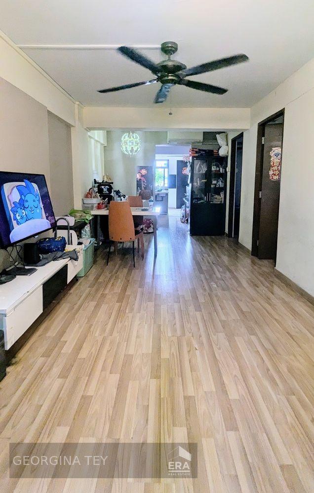 Prop-GPT: HDB - 2 room: D15 Marine Parade Marine Terrace Haven