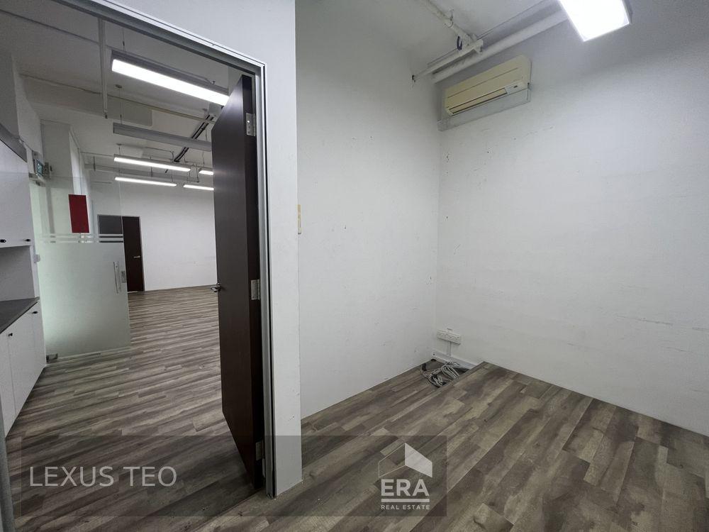 Industrial for Sale: Boon Lay Way, D22, 609964