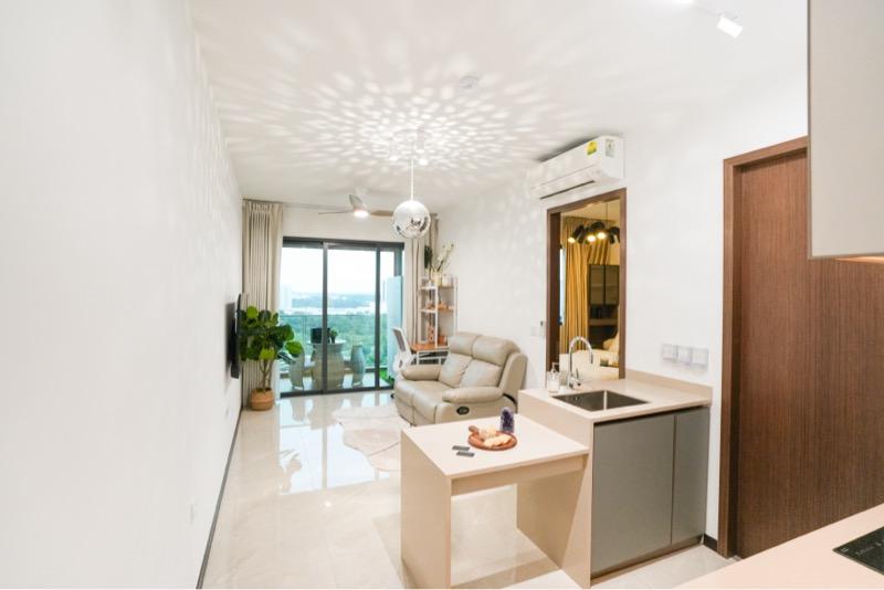 NORMANTON PARK Apartment For Sale, $1,350,000, 1 Bed 1 Bath 527 sqft $2,562.00 psf