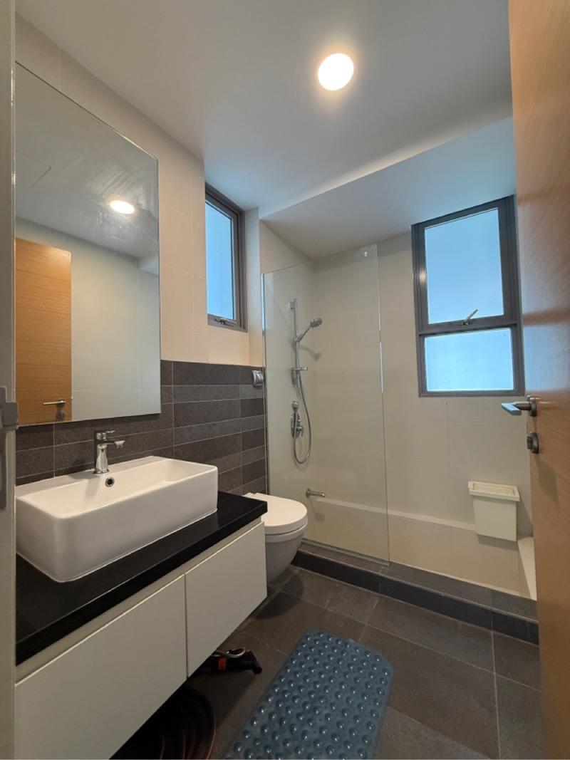 The Verve Condominium For Sale, $1,450,000, 2 Bed 1 Bath 818 sqft $1,773.00 psf