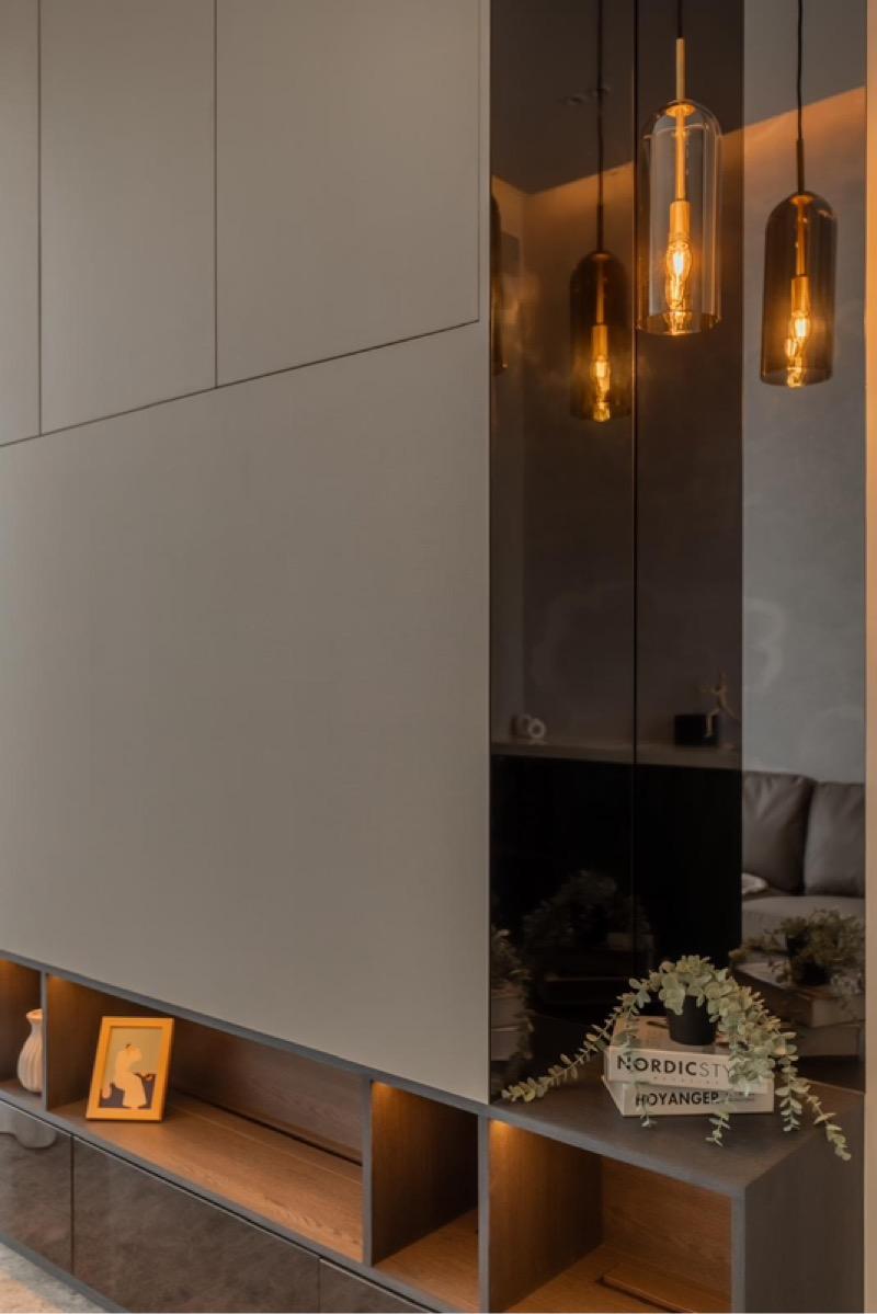 Riviere Condominium For Sale, $1,800,000, 1 Bed 1 Bath 560 sqft $3,214.00 psf