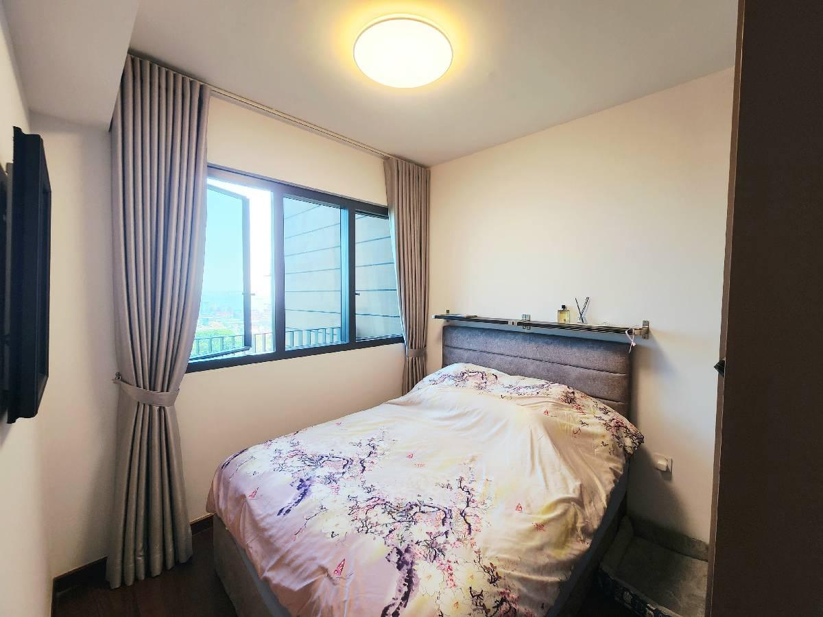 NORMANTON PARK Apartment For Sale, $1,550,000, 3 Bed 1 Bath 786 sqft $1,972.00 psf