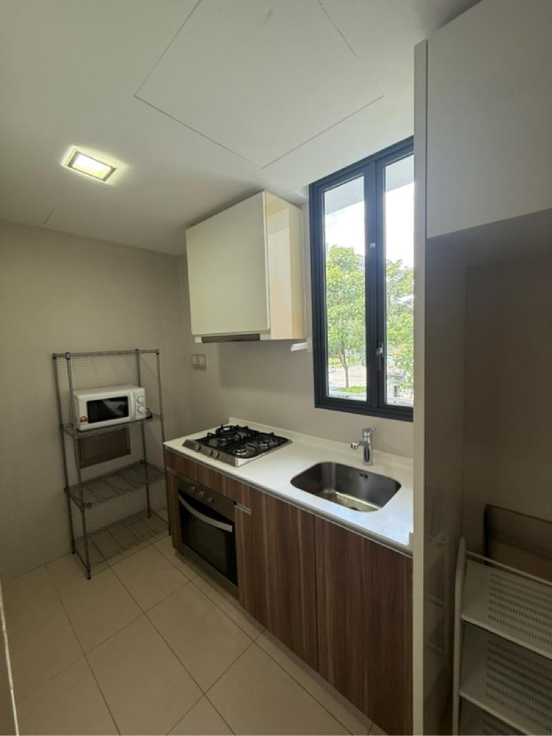 The Luxurie Condominium For Sale, $1,250,000, 2 Bed 2 Bath 732 sqft $1,708.00 psf