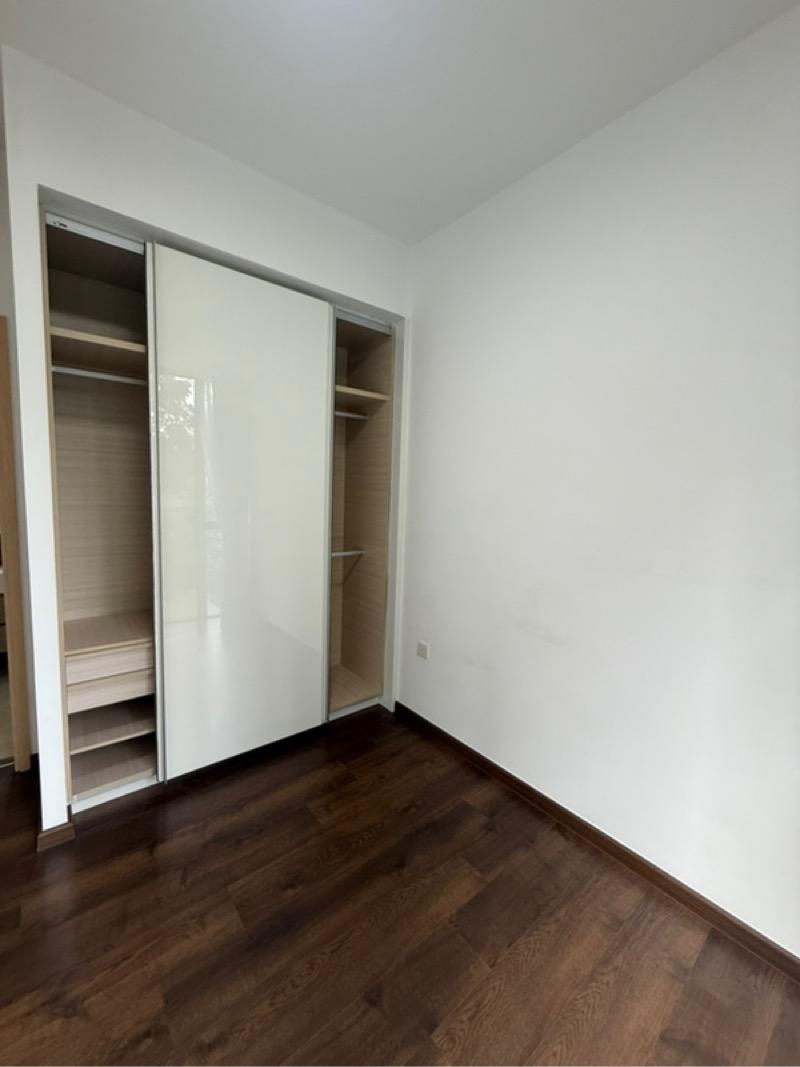 The Luxurie Condominium For Sale, $1,250,000, 2 Bed 2 Bath 732 sqft $1,708.00 psf