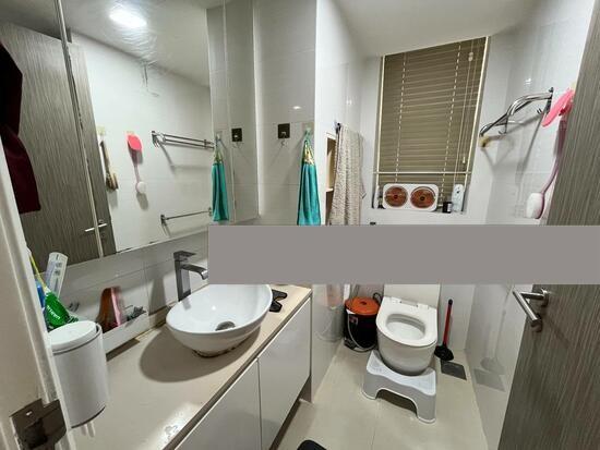 The Esparis Condominium For Sale, $1,500,000, 3 Bed 3 Bath 1,291 sqft $1,162.00 psf