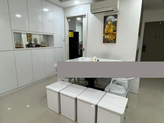 The Esparis Condominium For Sale, $1,500,000, 3 Bed 3 Bath 1,291 sqft $1,162.00 psf