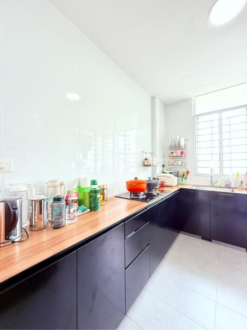 The Elegance @ Changi Condominium For Sale, $1,680,000, 3 Bed 2 Bath 1,011 sqft $1,662.00 psf