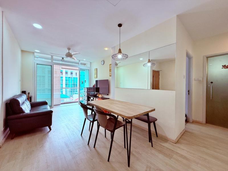 The Elegance @ Changi Condominium For Sale, $1,680,000, 3 Bed 2 Bath 1,011 sqft $1,662.00 psf