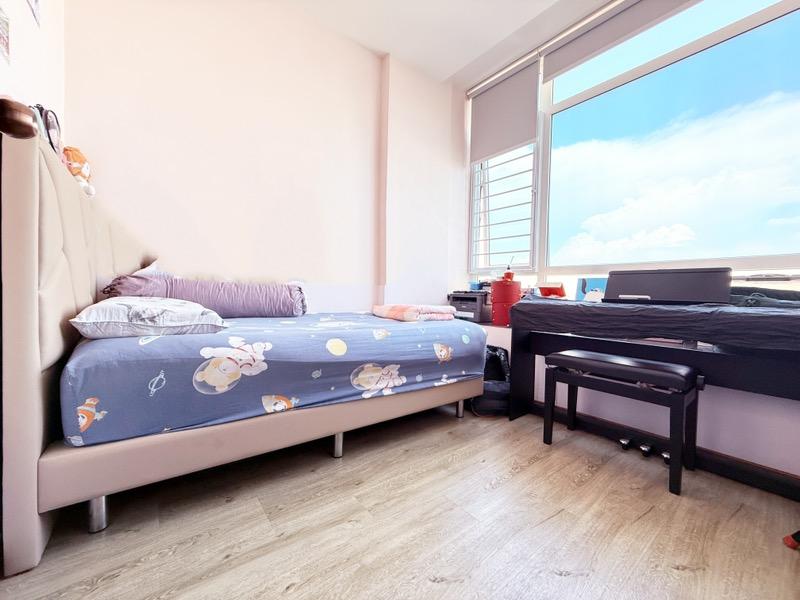 The Elegance @ Changi Condominium For Sale, $1,680,000, 3 Bed 2 Bath 1,011 sqft $1,662.00 psf