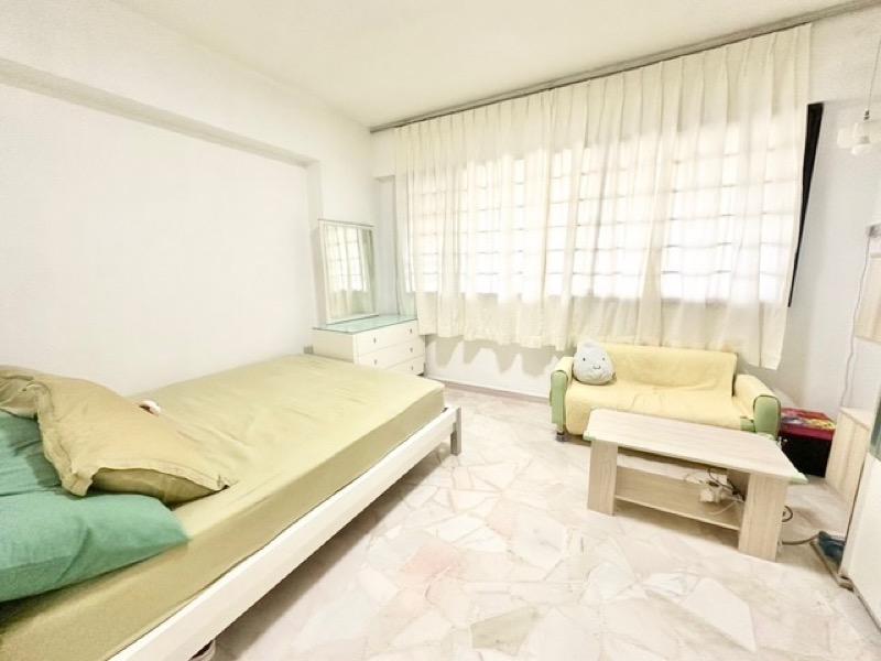 HDB Apartment for Sale. 