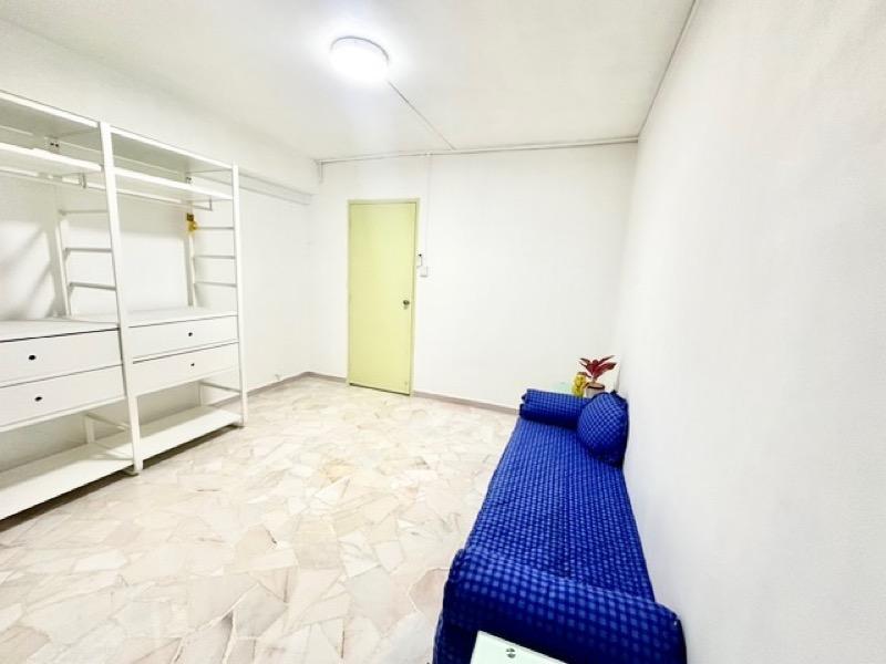 HDB Apartment for Sale. 