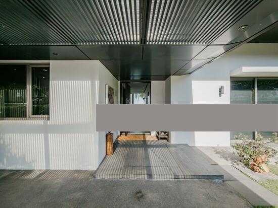 Bungalow for Sale. 