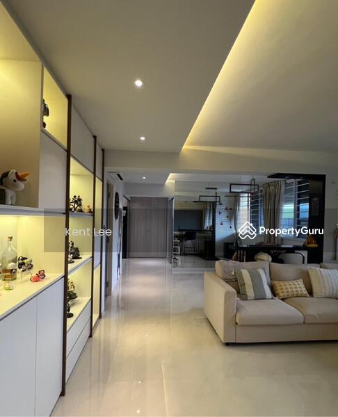 HDB Flat for Sale. , 410 Serangoon Central. , SGD 866,000 | 99-year lease. 