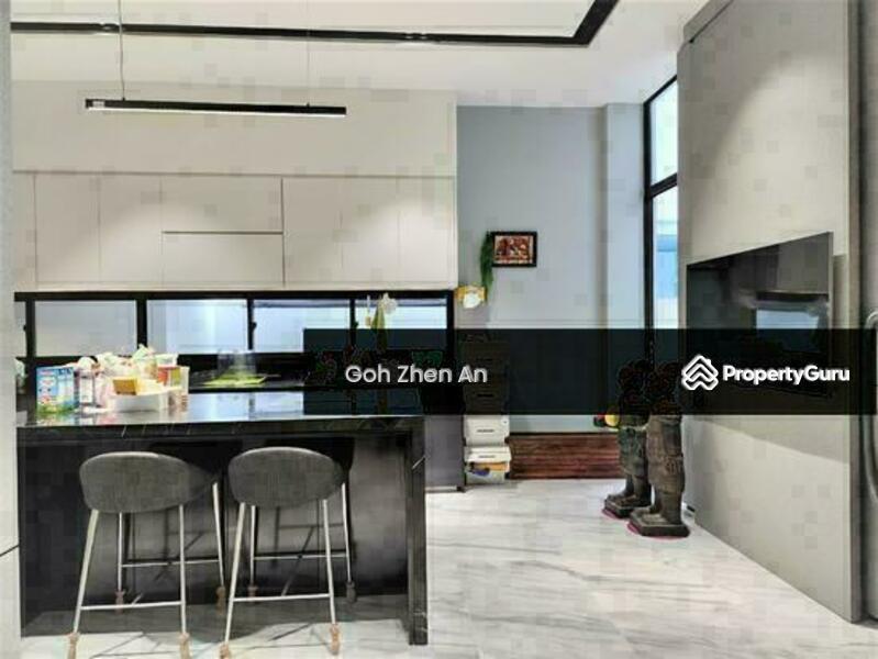 Prop-GPT: Bungalow: D15  LANDED7772@ MODERN DESIGN Detached House OFF SIGLAP  ZA 87787772