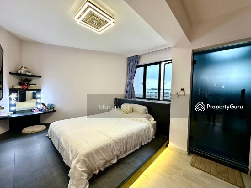 HDB Flat for Sale. , 410 Serangoon Central. , SGD 866,000 | 99-year lease. 