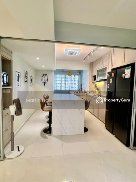 HDB Flat for Sale. , 410 Serangoon Central. , SGD 866,000 | 99-year lease. 