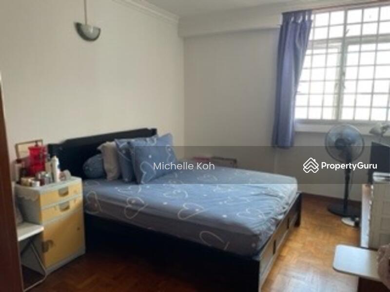 HDB Flat for Sale. , 328 Serangoon Avenue 3. , SGD 849,999 | 99-year lease. 