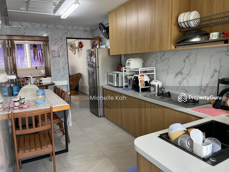 HDB Flat for Sale. , 328 Serangoon Avenue 3. , SGD 849,999 | 99-year lease. 