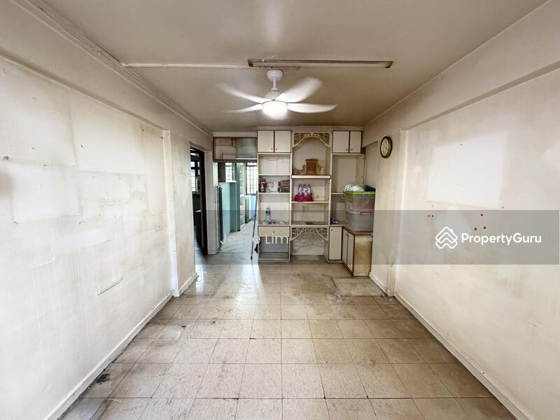 Prop-GPT: HDB Flat: D13  58 Circuit Road