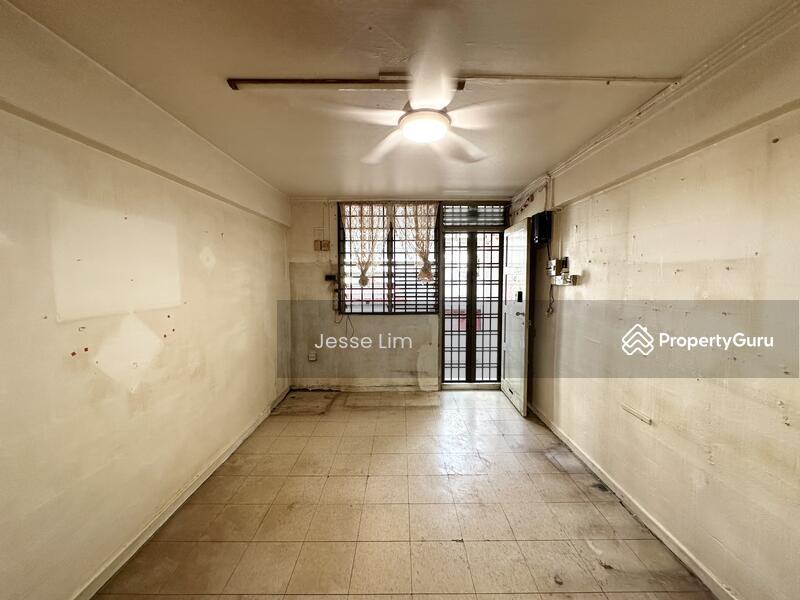 HDB Flat for Sale: D13, 370058