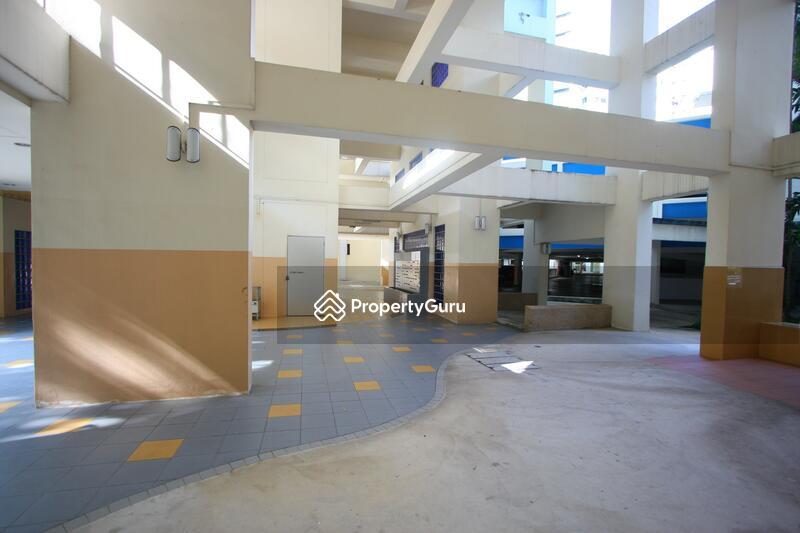 HDB Flat for Sale. , 258 Serangoon Central Drive. , SGD 890,000 | 99-year lease. 