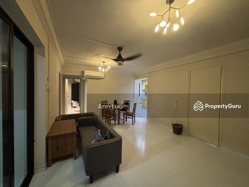 HDB Flat for Sale. , 258 Serangoon Central Drive. , SGD 890,000 | 99-year lease. 