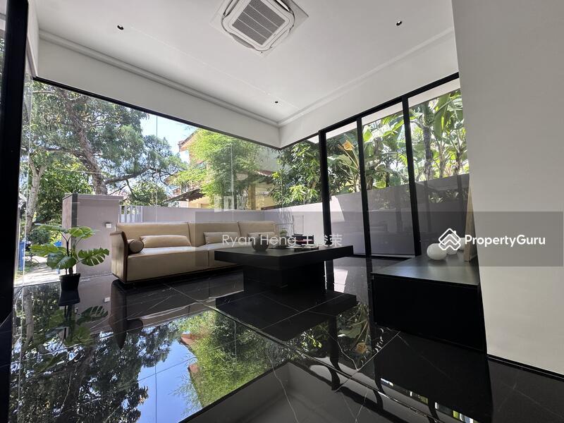 Prop-GPT: Semi-Detached: D15  Openhouse- Good Buy! Brand new 3.5 Sty Semi-D with Lift -Park-Facing