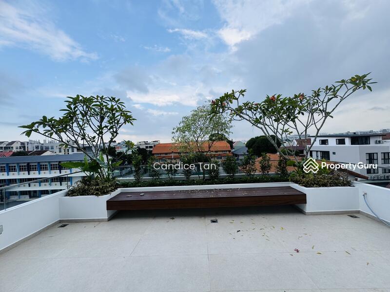 Prop-GPT: Bungalow: D19   EXCLUSIVE BRAND NEW 2 X 3.5 STOREY GIGANTIC BUNGALOW / CANDICE 9879- 9983 