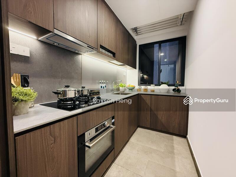 Condominium for Sale: D07, 188105