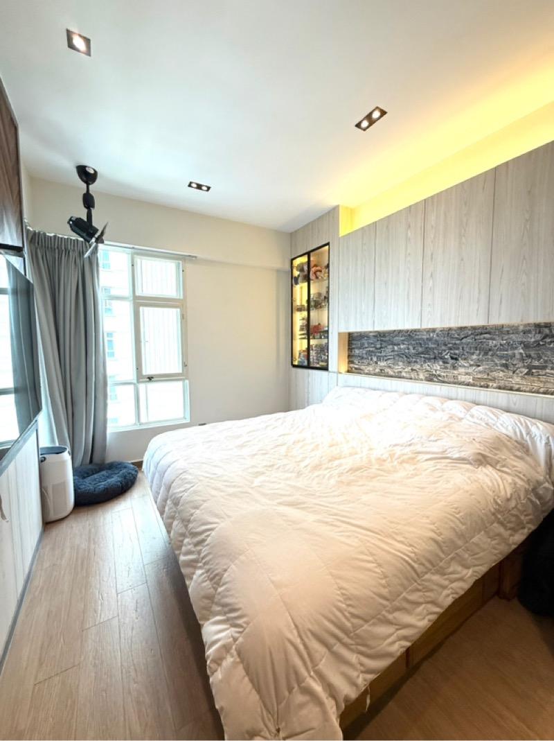 Oleander Towers Condominium For Sale, $2,488,888, 4 Bed 3 Bath 1,464 sqft $1,700.00 psf