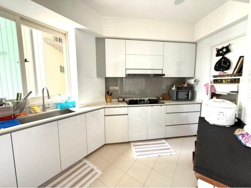 Oleander Towers Condominium For Sale, $2,488,888, 4 Bed 3 Bath 1,464 sqft $1,700.00 psf