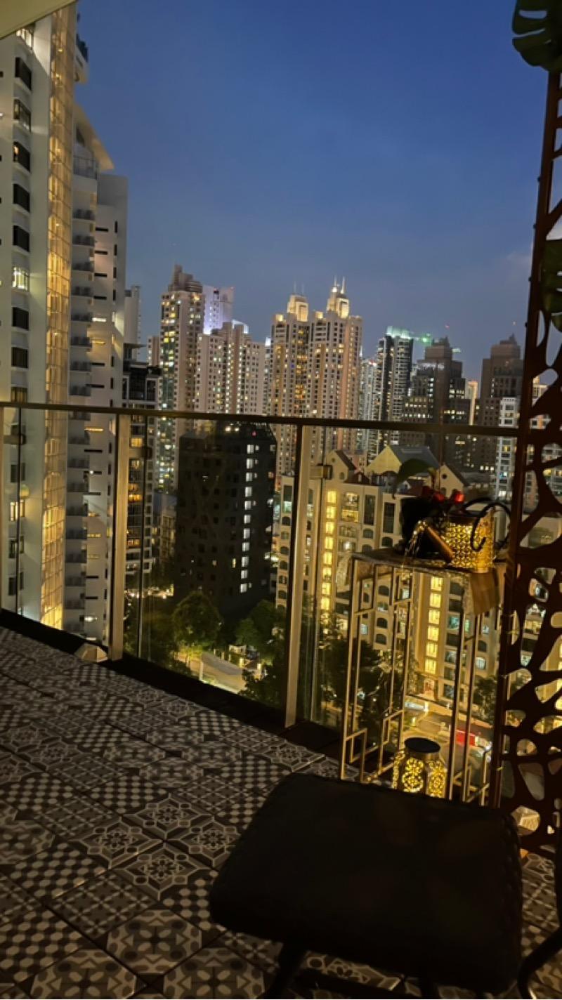 The Mercury Apartment For Sale, $1,510,000, 2 Bed 1 Bath 635 sqft $2,378.00 psf