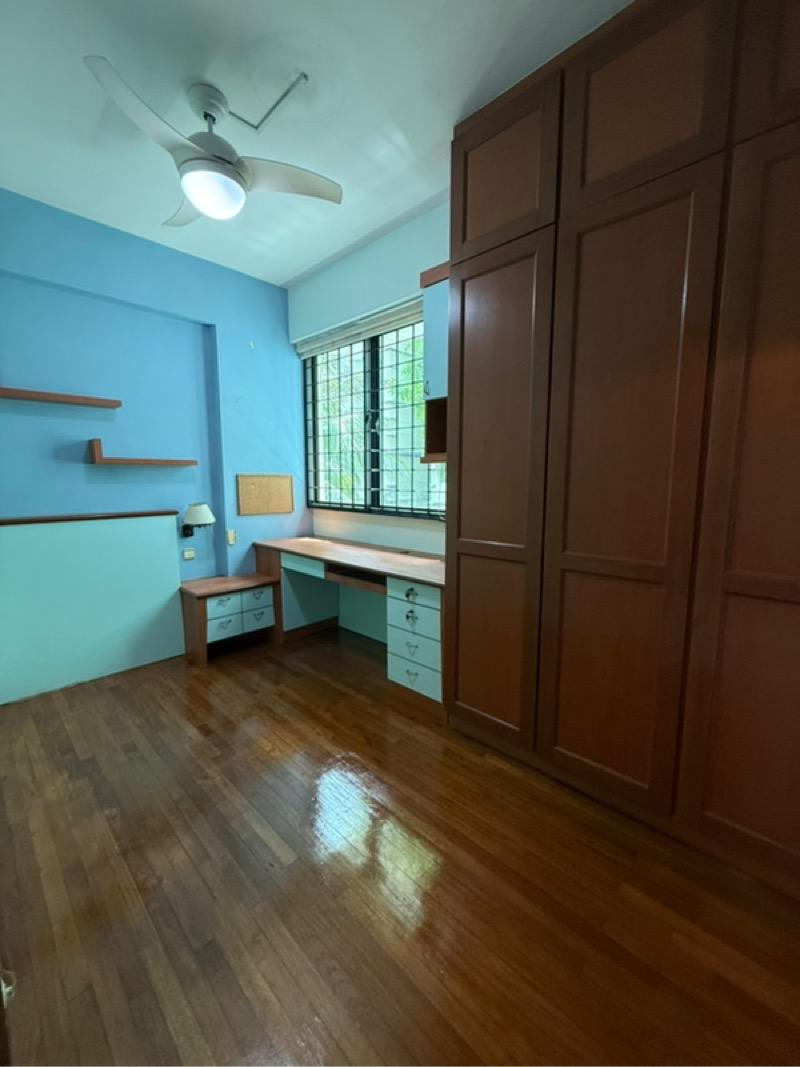 Simei Green Condominium Condominium For Sale, $1,320,000, 3 Bed 2 Bath 1,195 sqft $1,105.00 psf