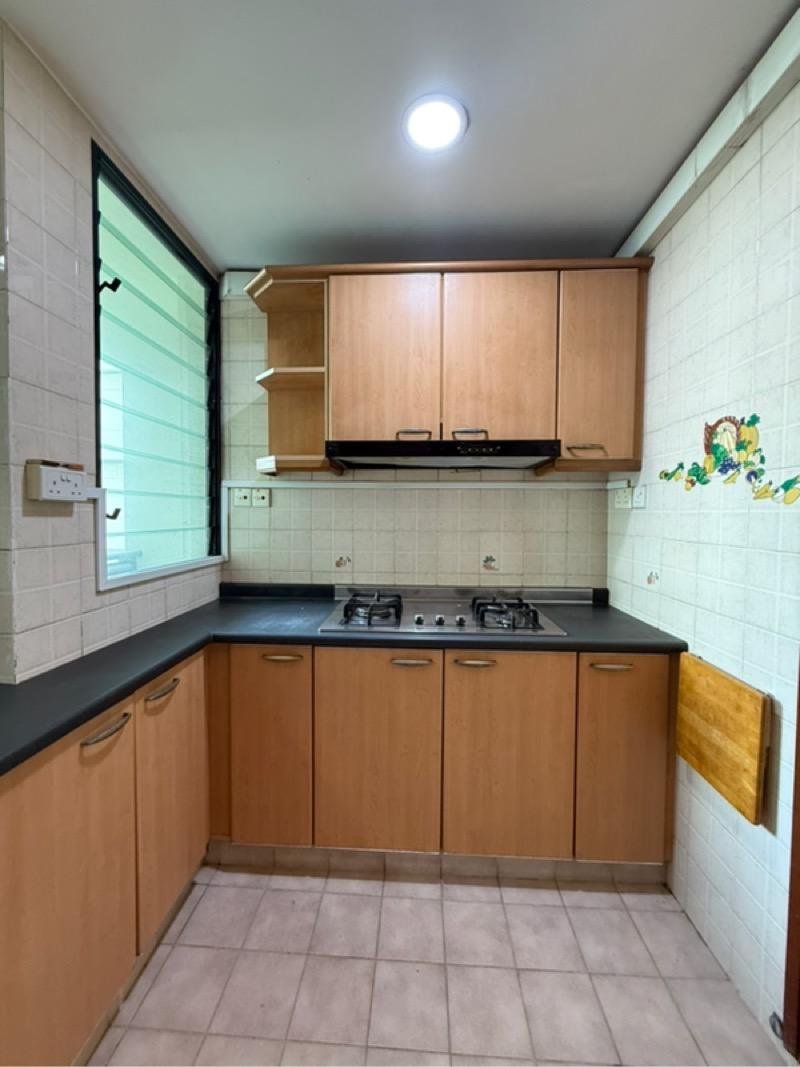 Simei Green Condominium Condominium For Sale, $1,320,000, 3 Bed 2 Bath 1,195 sqft $1,105.00 psf