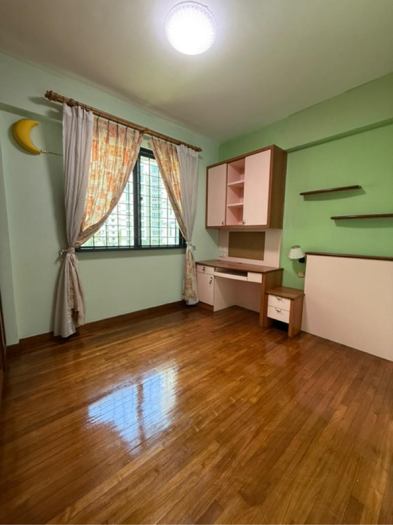 Simei Green Condominium Condominium For Sale, $1,320,000, 3 Bed 2 Bath 1,195 sqft $1,105.00 psf