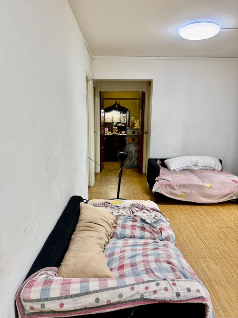 436 Woodlands Street 41 HDB Apartment For Sale, $450,000, 3 Bed 2 Bath 904 sqft $498.00 psf