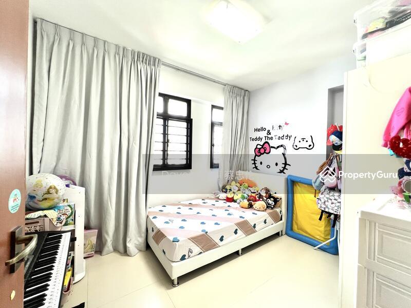 HDB Flat for Sale: D27, 751592