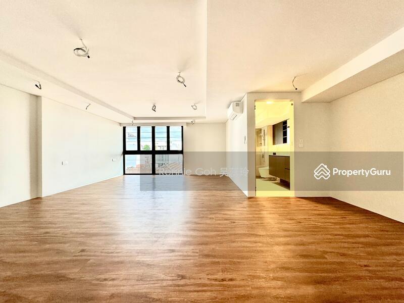 Serangoon Garden. Brand New Modern Inter Terrace!