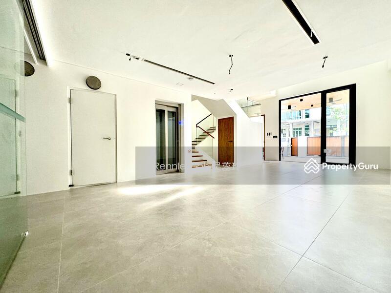 Serangoon Garden. Brand New Modern Inter Terrace!