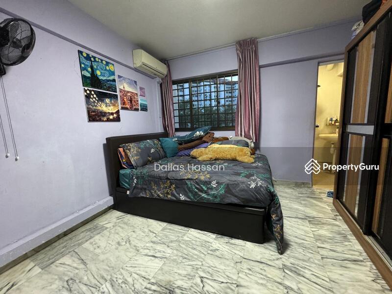 HDB Flat for Sale. , 257 Jurong East Street 24. , SGD 409,000 | 99-year lease. 