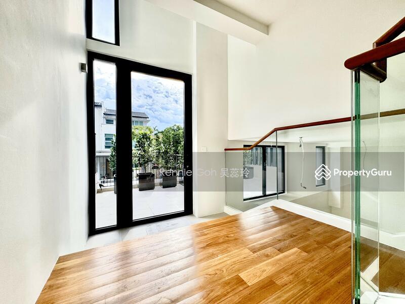 Serangoon Garden. Brand New Modern Inter Terrace!